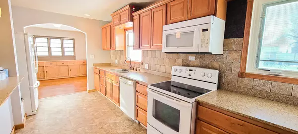 Gaylord, MN 55334,321 7th ST