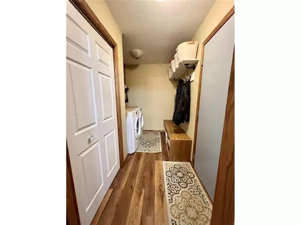 Luverne, MN 56156,1416 Evergreen DR