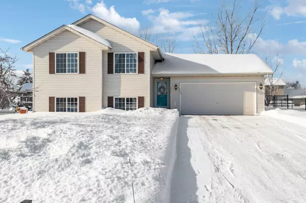 Hammond, WI 54015,1375 Hunter Hill DR