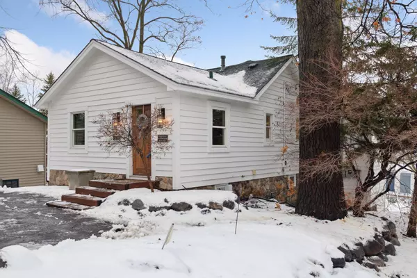 Spring Park, MN 55384,3800 Sunset DR