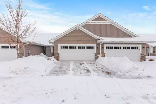 629 Liberty WAY, Vadnais Heights, MN 55127