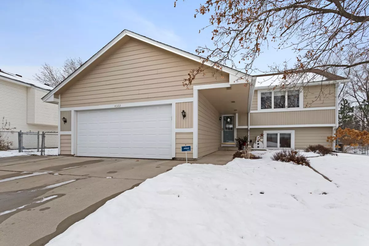 Eagan, MN 55122,4322 Fox Ridge RD