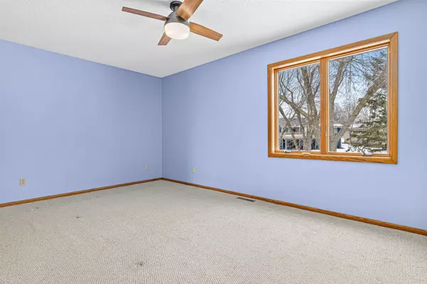 17575 Iceland TRL Lakeville, MN 55044