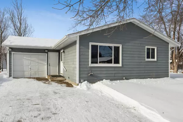 231 Crocus LN, Monticello, MN 55362