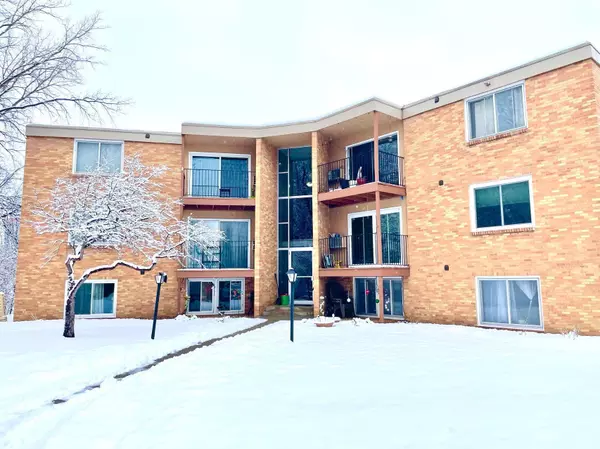 9147 Highway 55 #306, Golden Valley, MN 55427