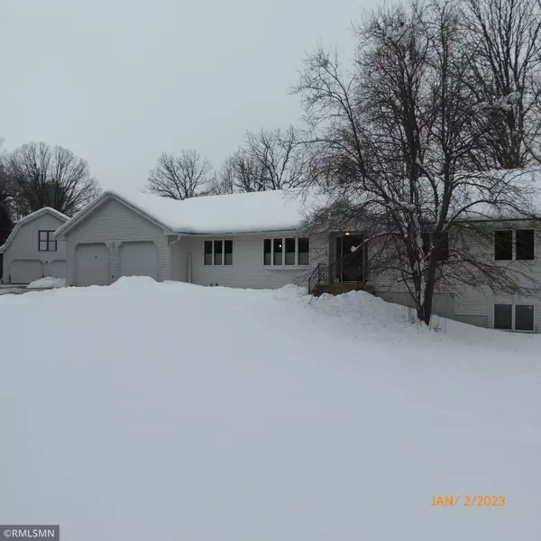 21450 River Chase RD, Hinckley, MN 55037