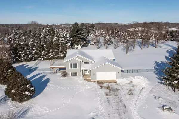 Oronoco, MN 55960,960 Lone Oak LN SW