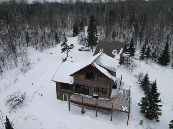 58 Quist RD, Grand Marais, MN 55604