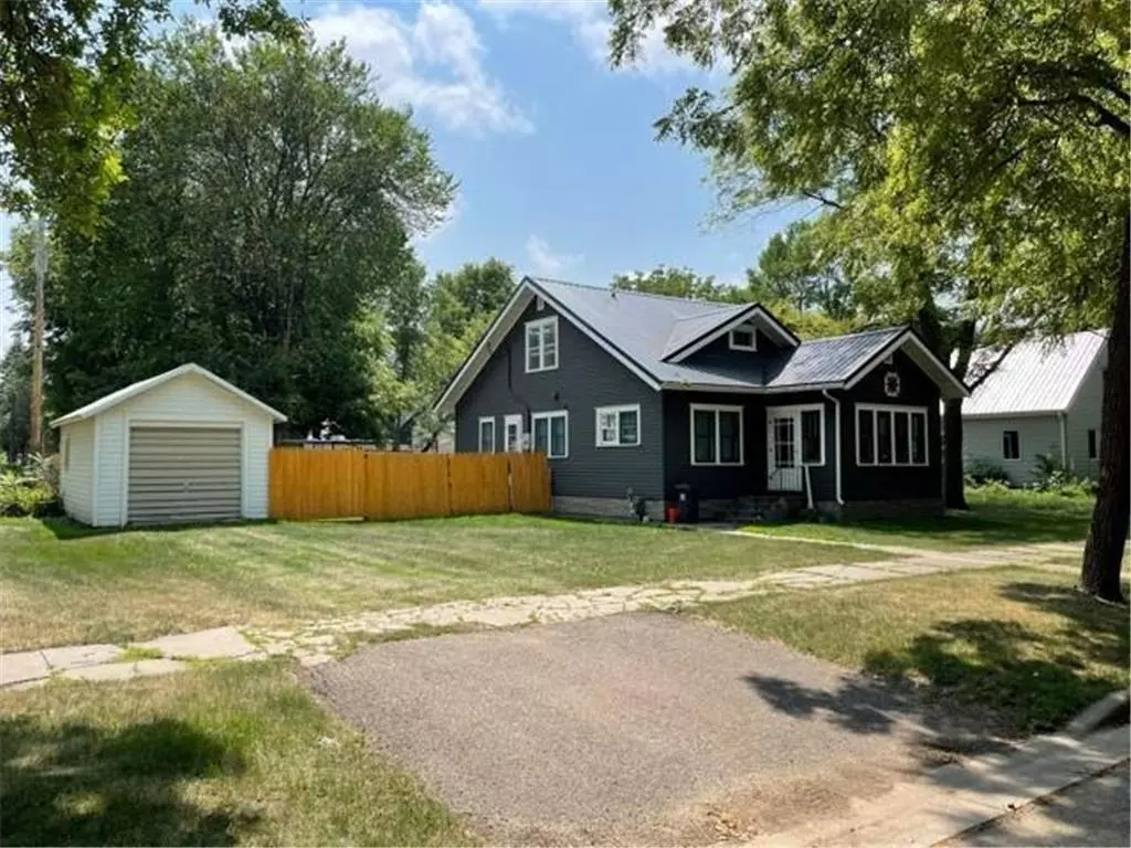 Walnut Grove, MN 56180,741 Washington ST