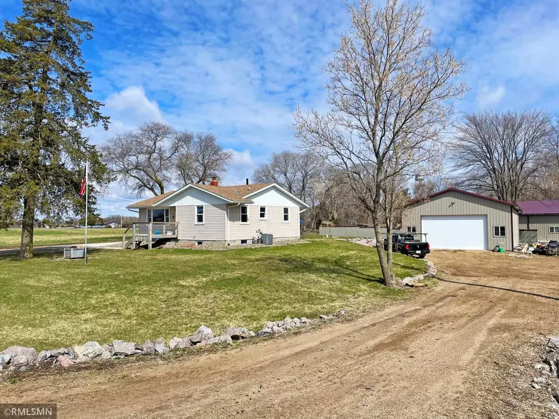 631 South ST, South Haven, MN 55382