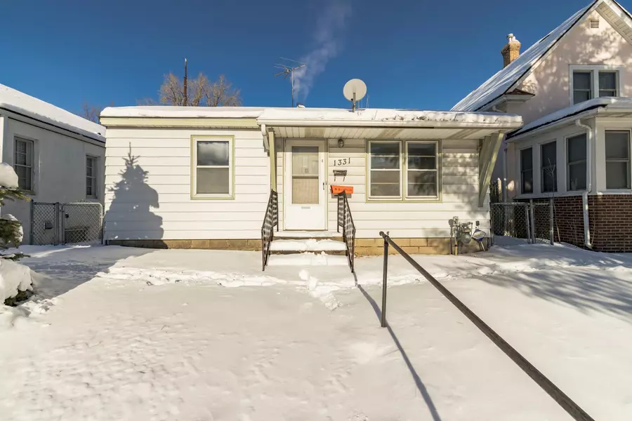 1331 Minnehaha AVE E, Saint Paul, MN 55106