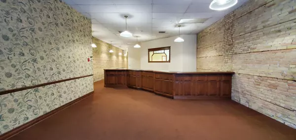 Fergus Falls Twp, MN 56537,109 W Lincoln AVE