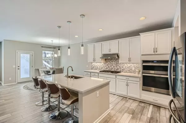 Woodbury, MN 55129,5034 Sandpebble LN