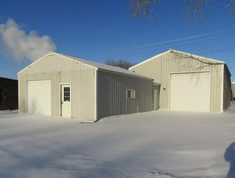 744 Main ST W, Perham Twp, MN 56573