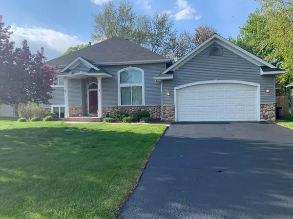 Hudson, WI 54016,2553 Burl Oak Curve