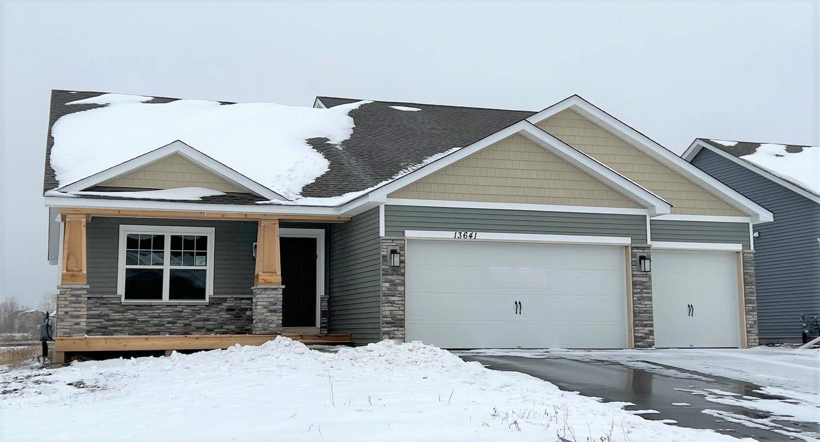13641 Carrakay WAY, Rosemount, MN 55068