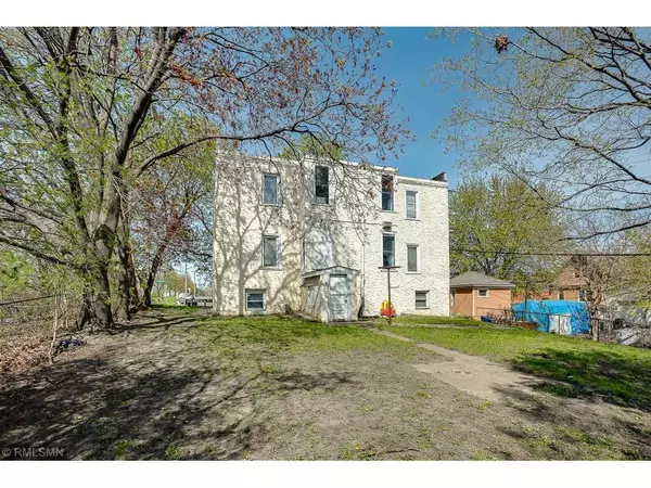 Saint Paul, MN 55104,380 Dunlap ST N