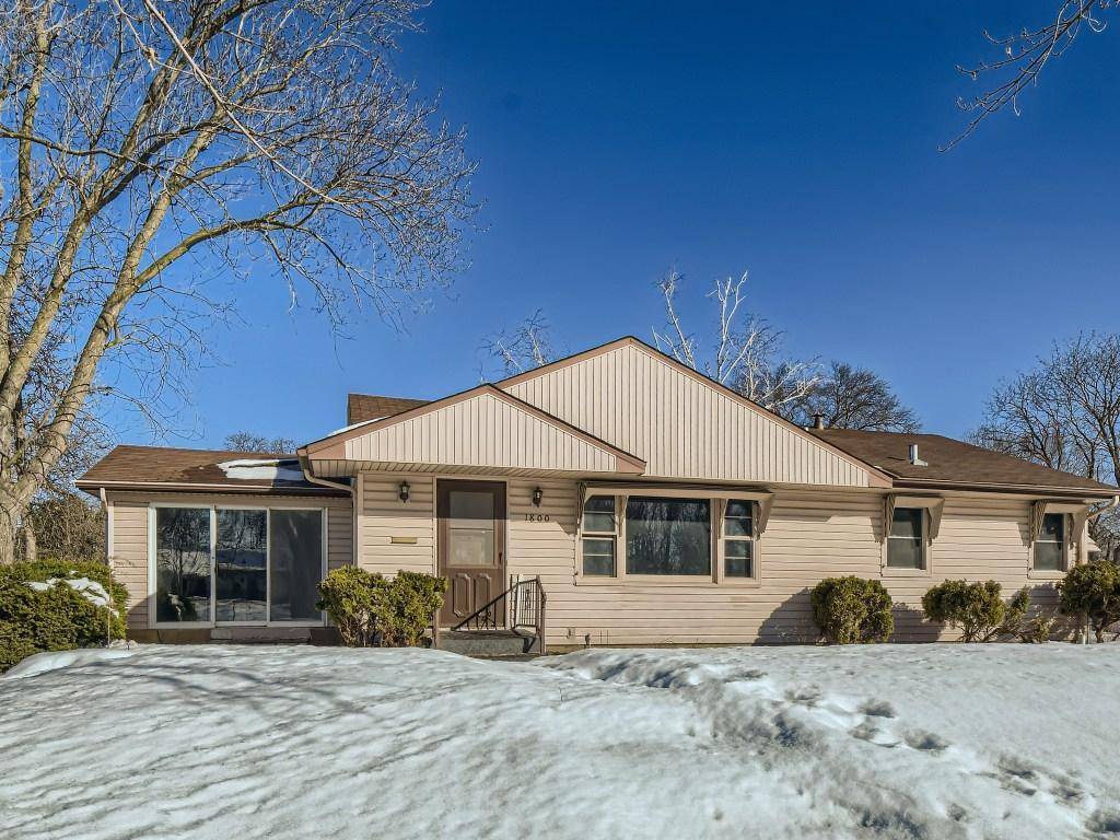 1800 W 86th ST, Bloomington, MN 55431