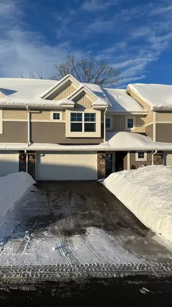 5648 Cattail CT NE, Prior Lake, MN 55372