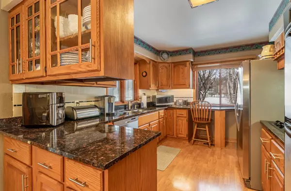 Lake Elmo, MN 55042,8271 39th ST N