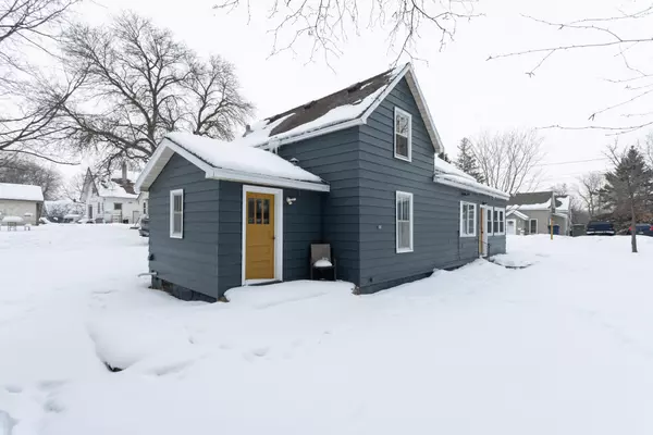 Fergus Falls, MN 56537,810 Riverside CT