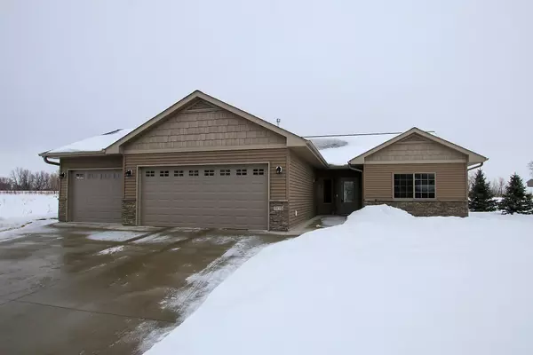 Hutchinson, MN 55350,805 Willow DR SW