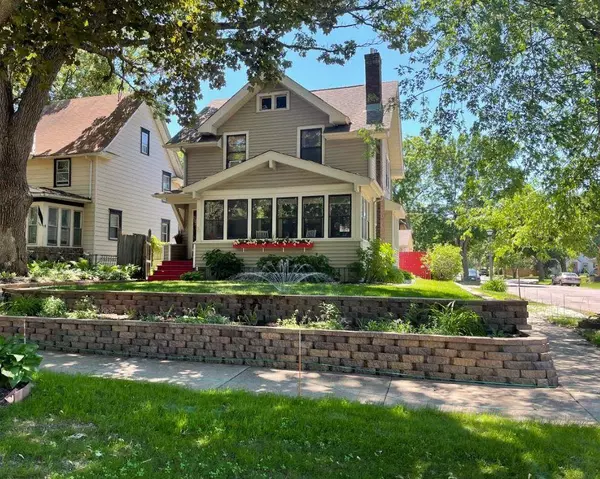 1756 Minnehaha AVE W, Saint Paul, MN 55104