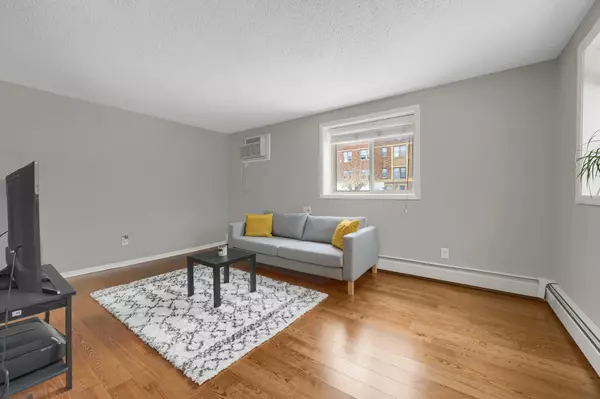 Minneapolis, MN 55408,3236 Garfield AVE #2