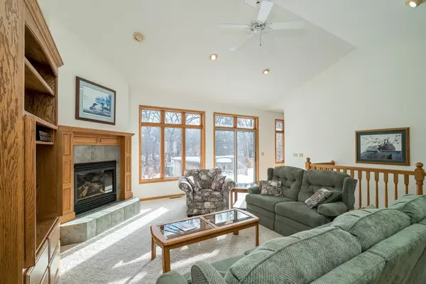 North Mankato, MN 56003,2152 Red Tail LN