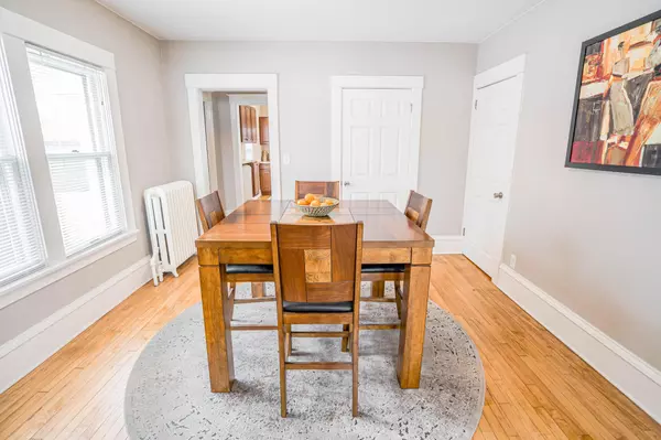 Saint Paul, MN 55102,363 View ST