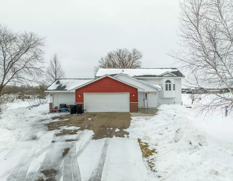 14798 301st AVE, Princeton, MN 55371