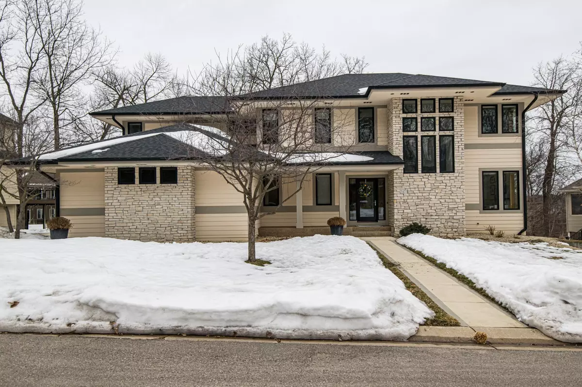 Rochester, MN 55902,2422 Salem Heights LN SW