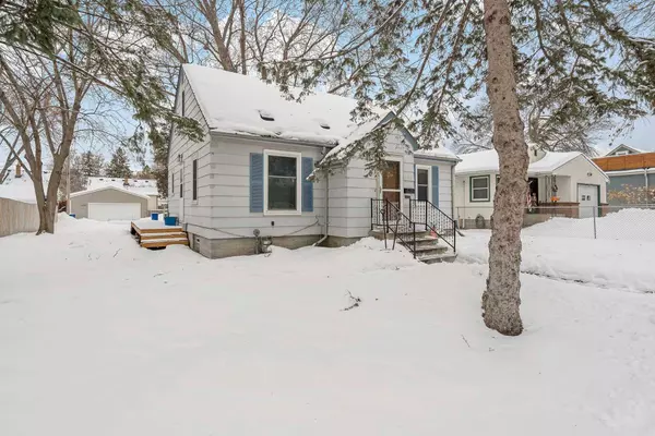 Saint Paul, MN 55106,1737 Nevada AVE E