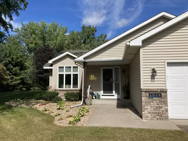 Lino Lakes, MN 55038,1919 Rehbein ST