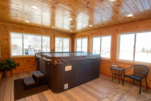 Cottage Grove, MN 55016,9890 77th ST S