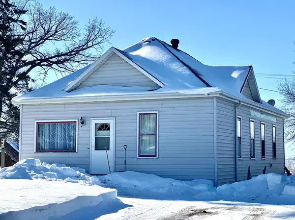 429 W 1st ST, Clinton, MN 56225