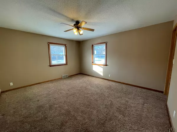 La Crescent Twp, MN 55947,210 N Elm ST