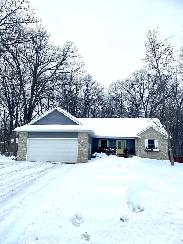 1084 Timber DR, Detroit Lakes, MN 56501