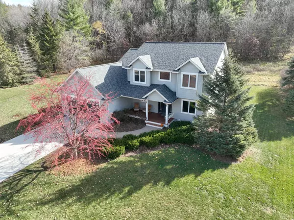 River Falls, WI 54022,1690 Sunwood CT