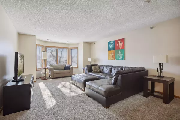 Shoreview, MN 55126,4035 Victoria ST N #218