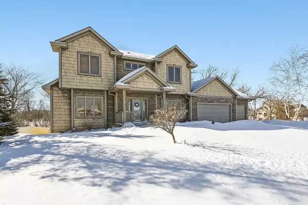 13848 213th AVE NW, Elk River, MN 55330