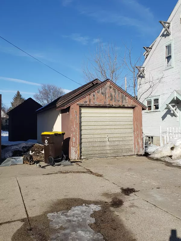 Fairmont, MN 56031,119 S Orient ST