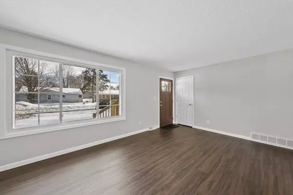 Isanti, MN 55040,109 4th AVE SW