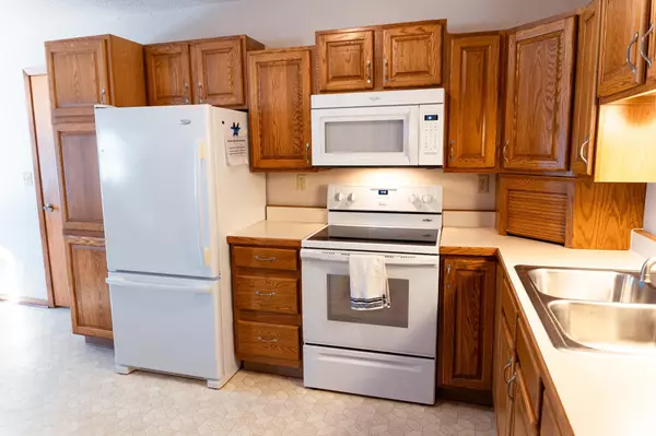 Owatonna Twp, MN 55060,350 22nd ST SE #204