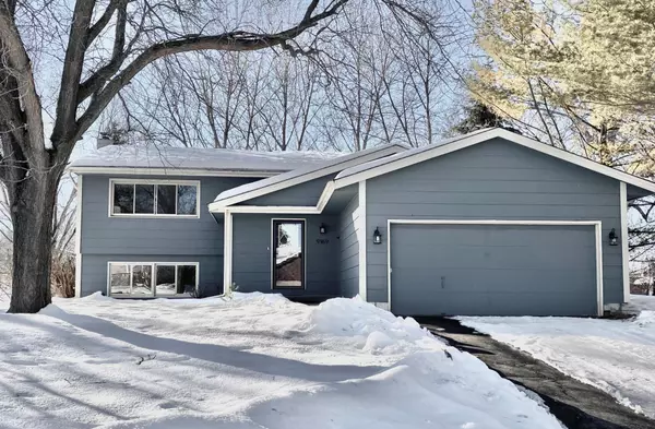 9169 Goldenrod LN N, Maple Grove, MN 55369