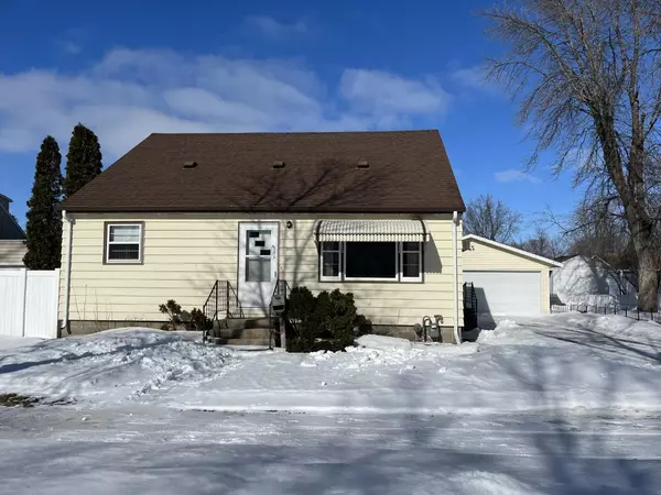 Marshall, MN 56258,311 Jean AVE