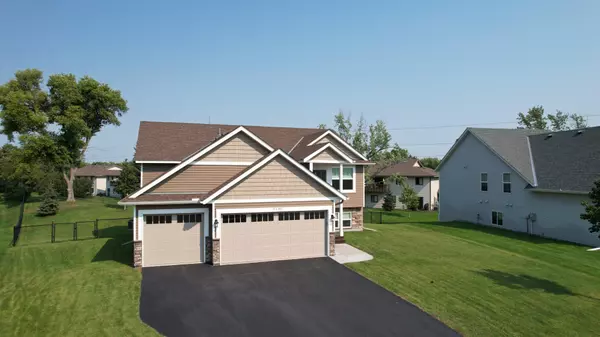 Champlin, MN 55316,6380 111th CIR N