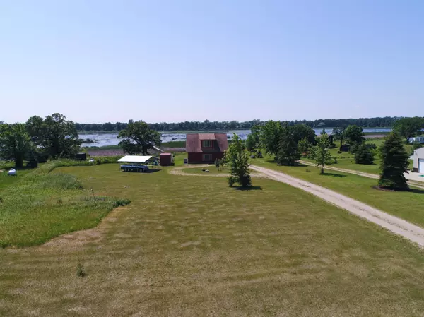 12719 N Beach LN, Glenwood, MN 56334