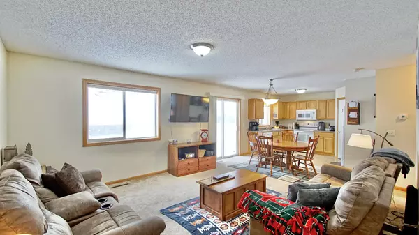 Red Wing, MN 55066,189 Oakmont LN