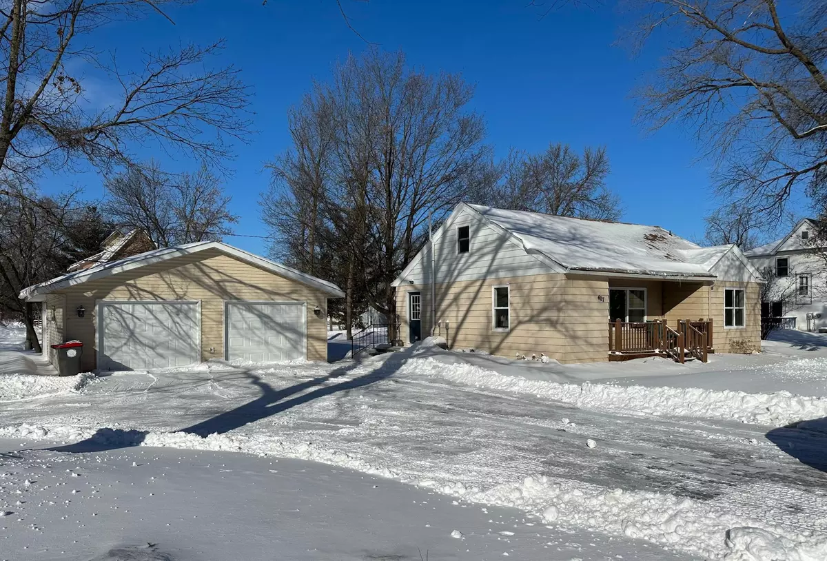 Carlos, MN 56319,407 Douglas AVE